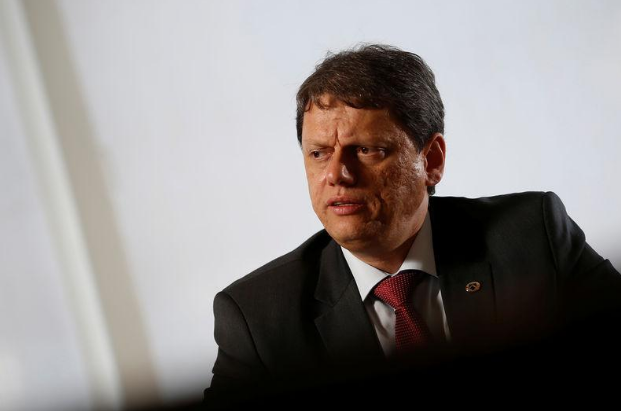 Tabela de frete será suspensa, diz ministro da Infraestrutura