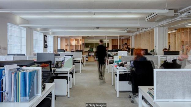 Funcionários querem melhora do ar e luz natural nos escritórios