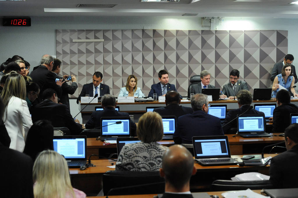 Texto-base da MP da Liberdade Econômica muda regras trabalhistas