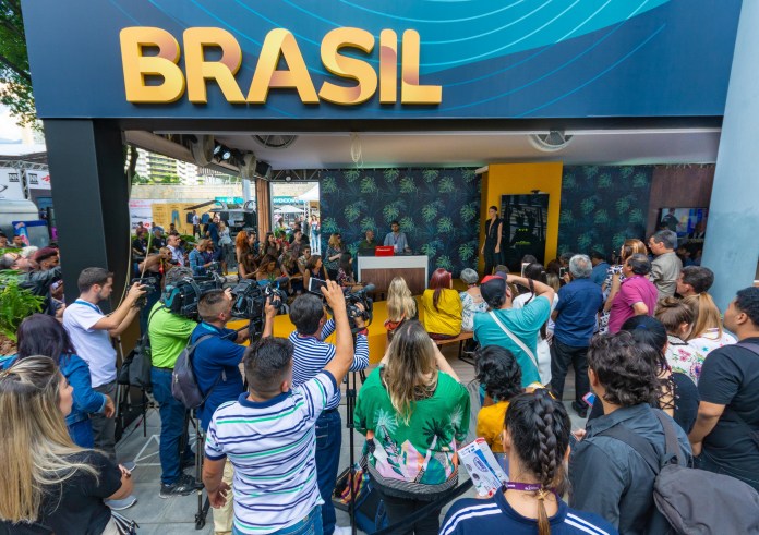 Acordo gera aumento de 70.77% nas exportações de tecidos, fios e denim do Ceará para a Colômbia