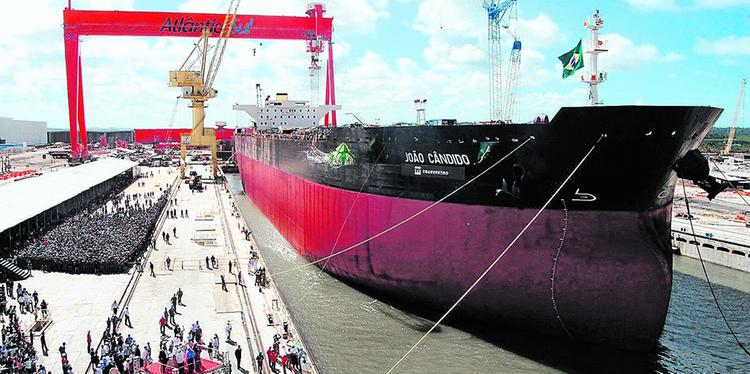 Flexibilização na importação de navios pode inviabilizar estaleiros nacionais