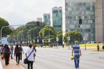 Comissão define salário mínimo de R$1.040