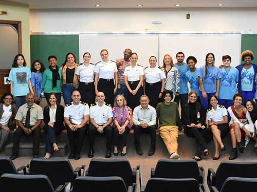 "Dia Azul de Conscientização sobre o Autismo" é realizado na Diretoria de Hidrografia e Navegação