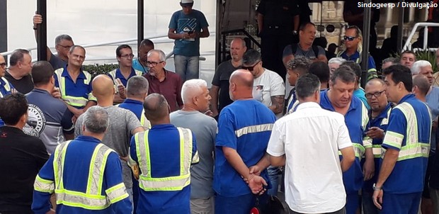 Portuários protestam contra falhas na escala digital do Ogmo