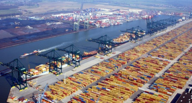 Porto de Antuérpia prepara-se para capitalizar cargas com a consumação do ‘Brexit’