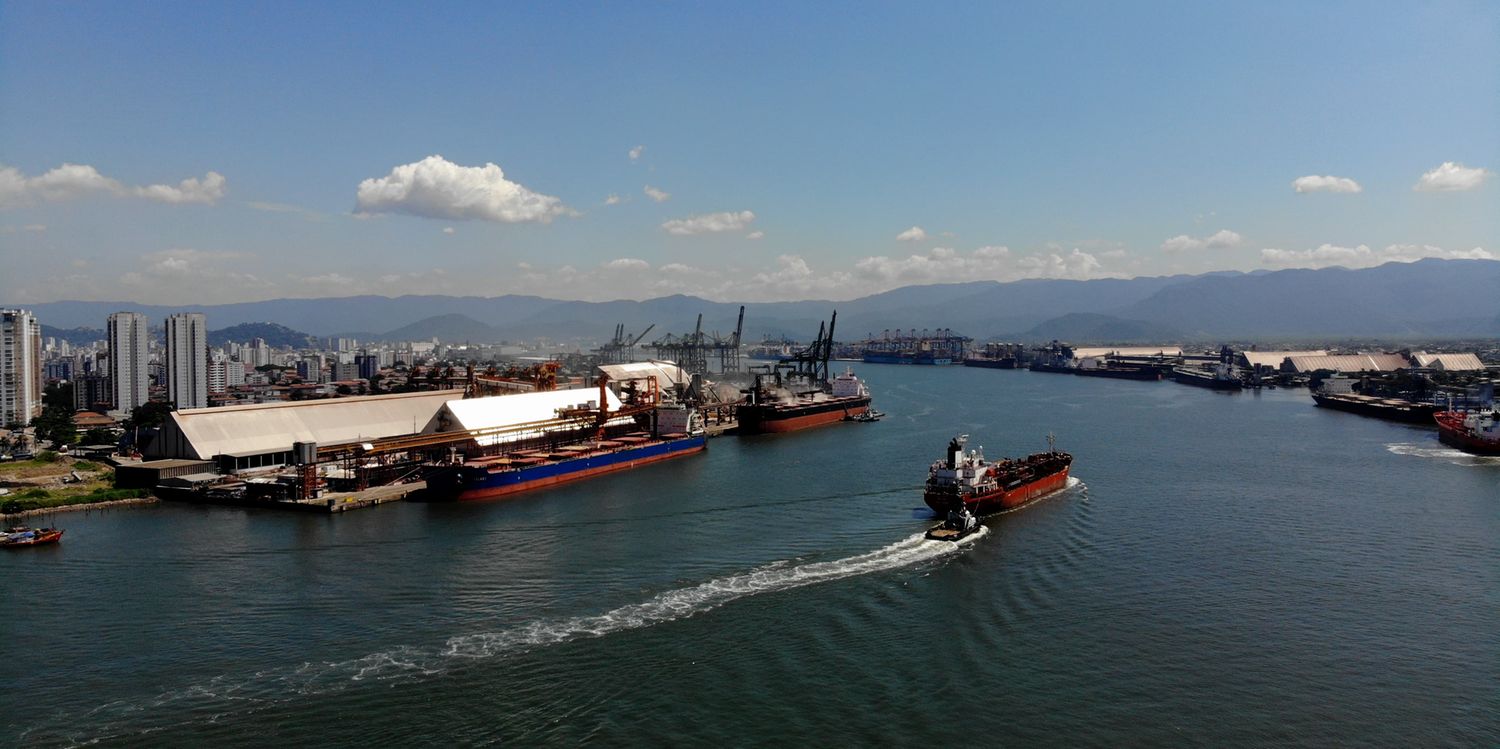 Porto de Santos: Medidas do império não cabem hoje