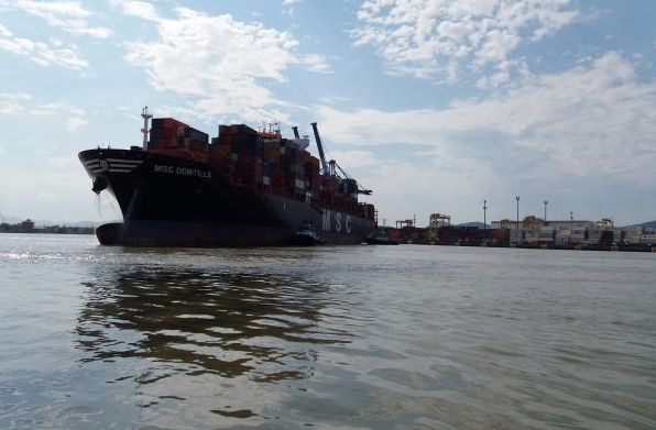 Porto de Itajaí – Movimentação de contêineres cresce 33% em setembro