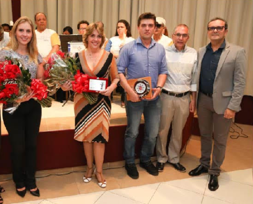 Praticagem de SP presta homenagem ao seu ex-Assessor Executivo e a Práticos que deixaram a ativa