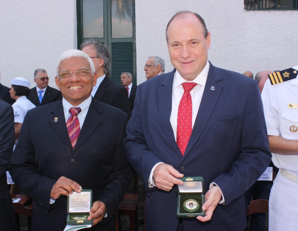 Diretor-Presidente do Conapra recebe o título de Hidrógrafo Honorário