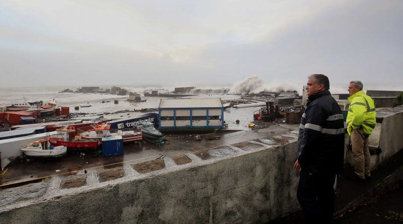 Porto das Lajes das Flores deverá ser aberto à navegação muito em breve