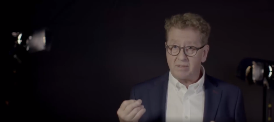 CEO da Louis Dreyfus Company, Ian McIntosh, discute como estão fortalecendo a vantagem tradicional na negociação de commodities agrícolas
