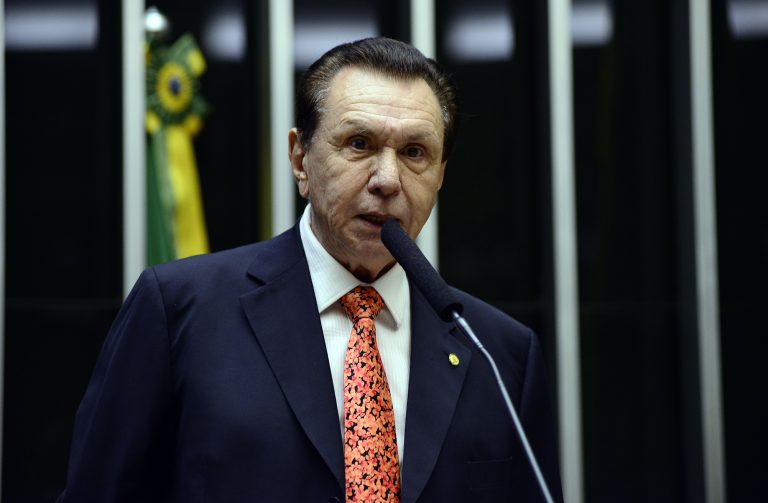 Projeto obriga presença de empregado da empresa em audiências de conciliação