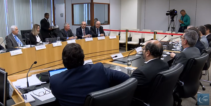 Ministro do TST cria grupo de estudos para debater direito portuário