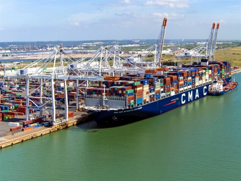 CMA CGM pretende fechar 10 terminais marítimos por US $ 968 milhões 