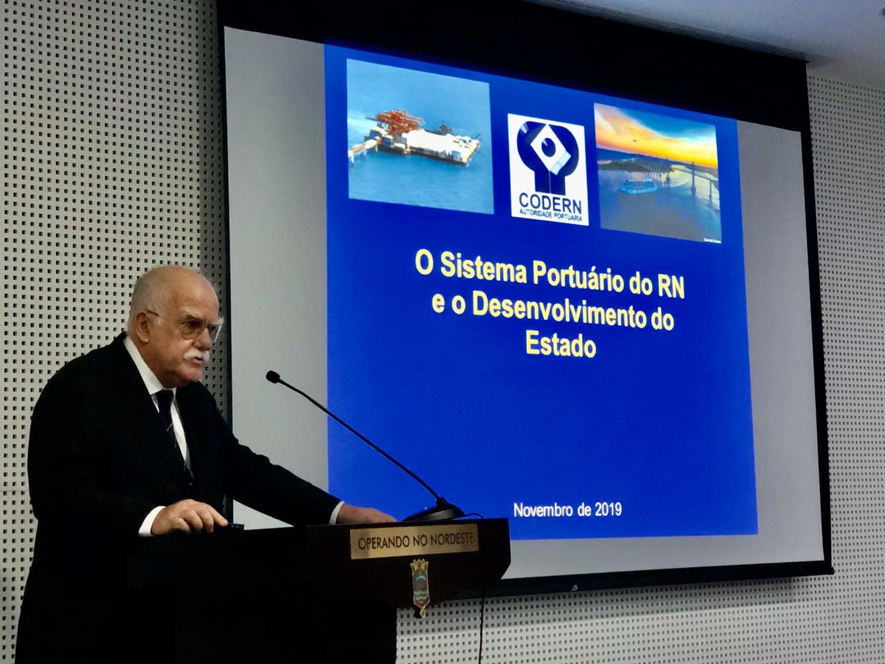 Diretor-Presidente da CODERN realiza palestra sobre os Portos do RN