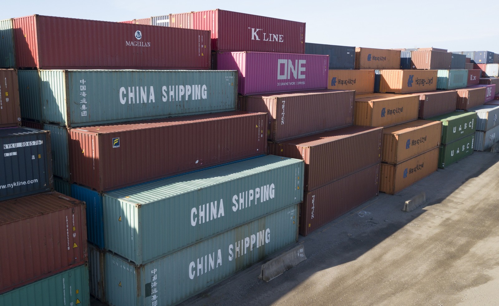 China reluta em assinar acordo comercial sem que EUA suspendam tarifas em vigor