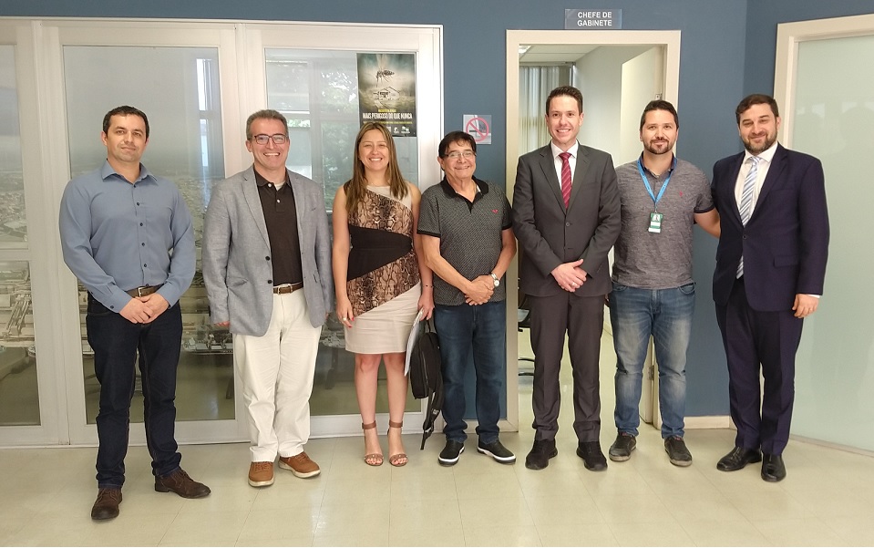 Porto de Paranaguá recebe a visita de cônsul argentino