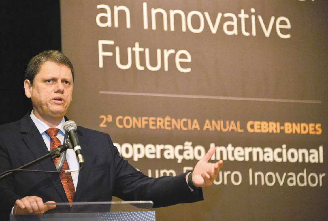 Ministério prepara até 44 licitações