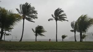 Marinha faz alerta para ventos de até 74 km/h