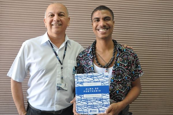 Porto de Vitória é tema de artigo cientifico de universitários