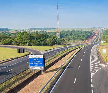 Feriado da Proclamação da República deve movimentar mais de 1,7 milhão de veículos nas rodovias estaduais que saem da capital