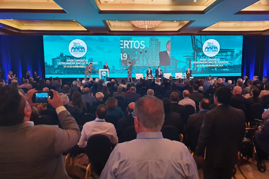 Paraná representa o país em congresso mundial de Portos 