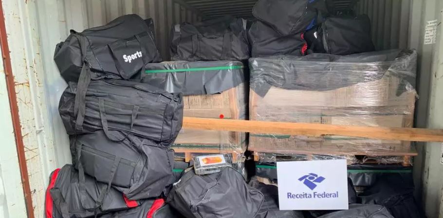 O Porto de Santos na rota do tráfico internacional de drogas 
