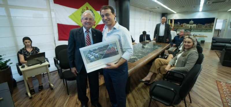 O novo porto de Santa Catarina, poderá superar os atuais