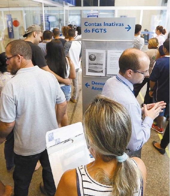 Multa extra de 10% do FGTS acaba em janeiro