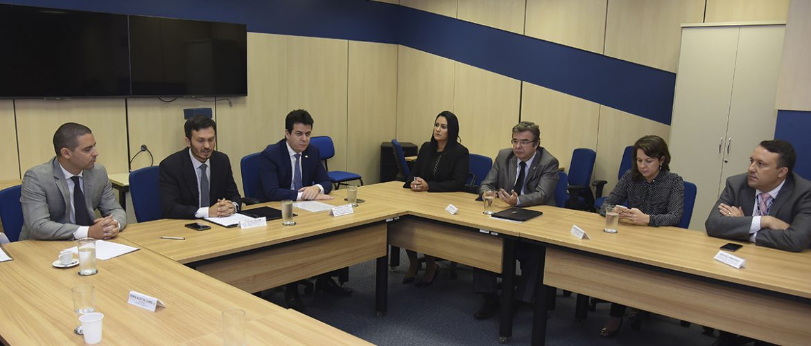 Em Brasília, Docas-PB, Ministério da Infraestrutura e Consórcio Nordeste assinam contratos de arrendamento de três áreas do Porto de Cabedelo