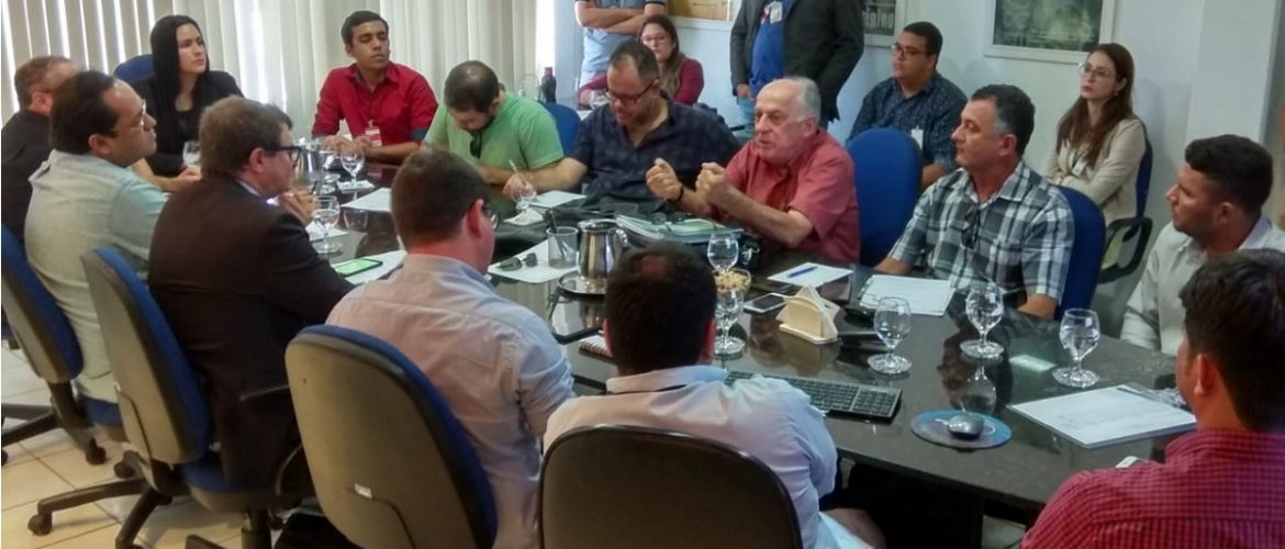 Porto de Cabedelo: Cia. Docas participa de reunião para conhecer projeto sobre um porto no Litoral Norte