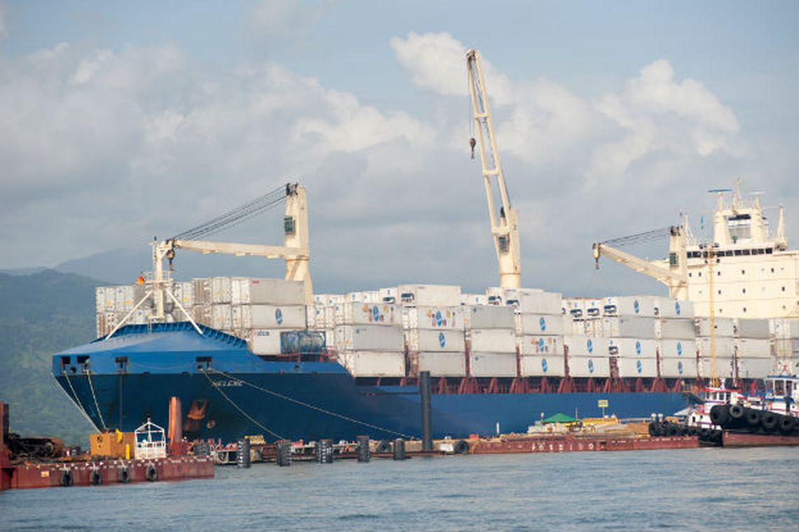 Exportação sobe US$ 6,5 bi após revisão de erro