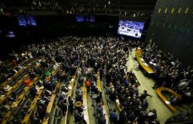 Câmara deixa relatório da reforma tributária para 2020 e quer aprovar texto até julho