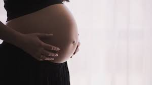 Demissão não isenta de salário-maternidade