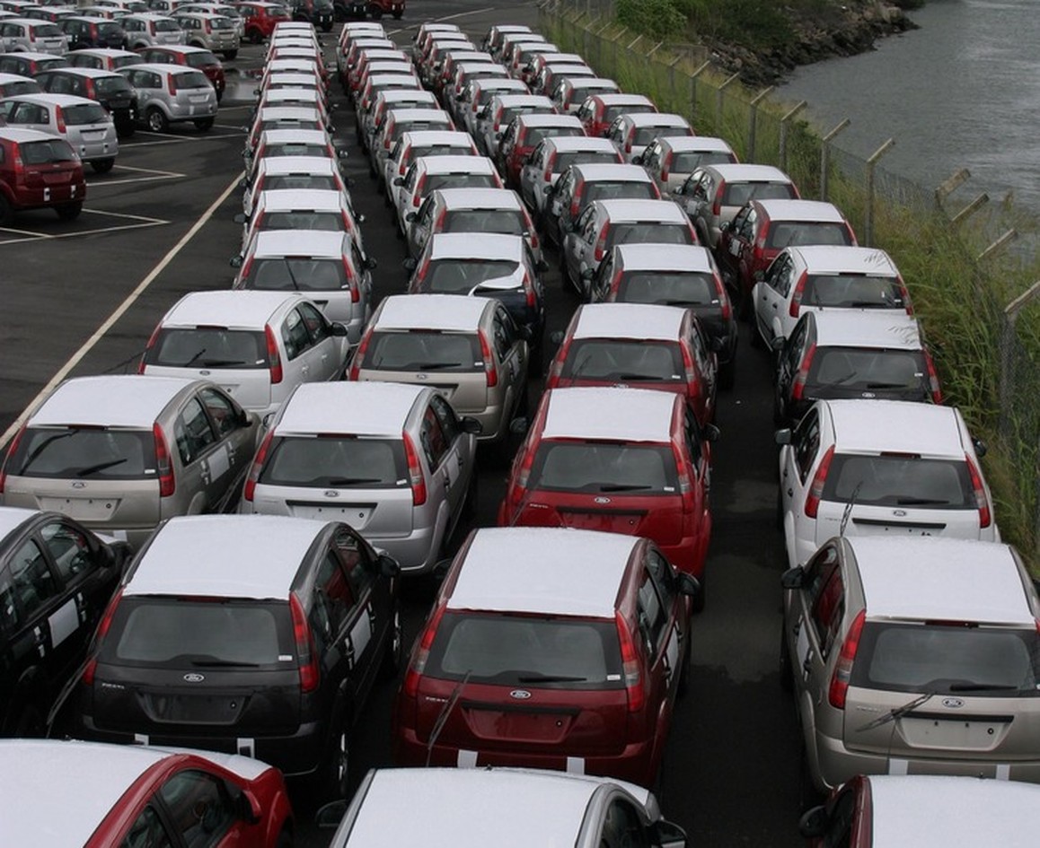 Comércio automotivo Brasil-México cai após fim de cotas e tarifas