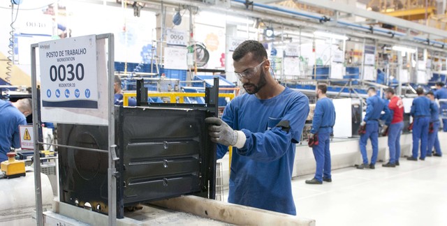 Enquanto o PIB não vem, empresas buscam aumentar a produtividade