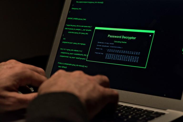 Brasil é o segundo país que mais sofre com sequestro de dados online