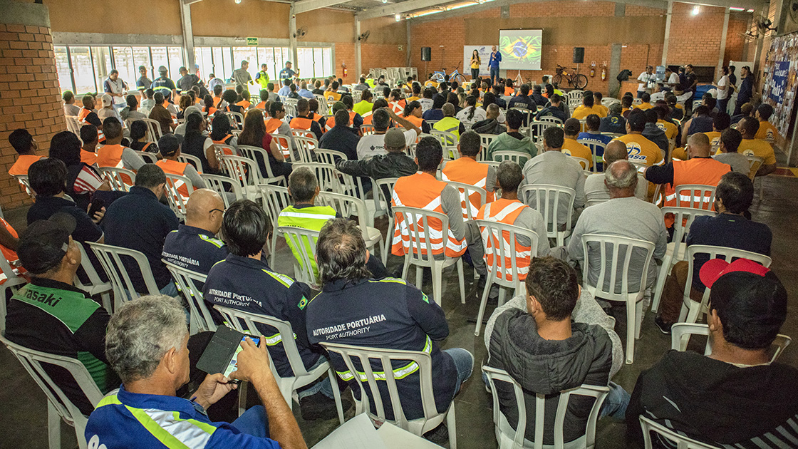 Portos do Paraná: Semana de Prevenção de Acidentes integra trabalhadores portuários