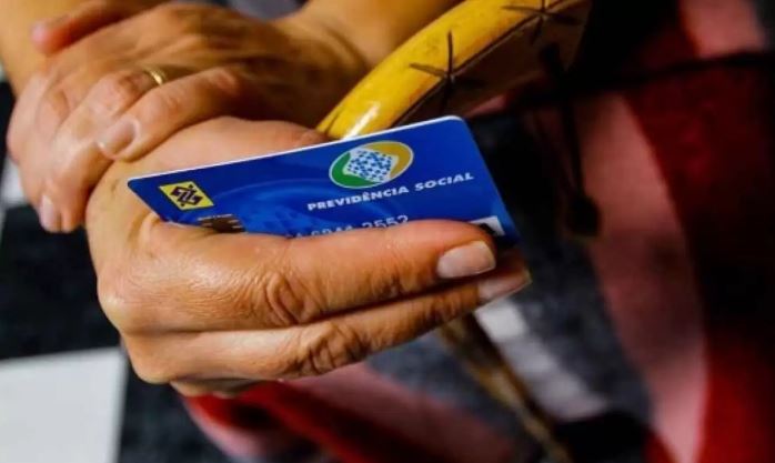 Quais benefícios do INSS exigem carência e como funciona esse período