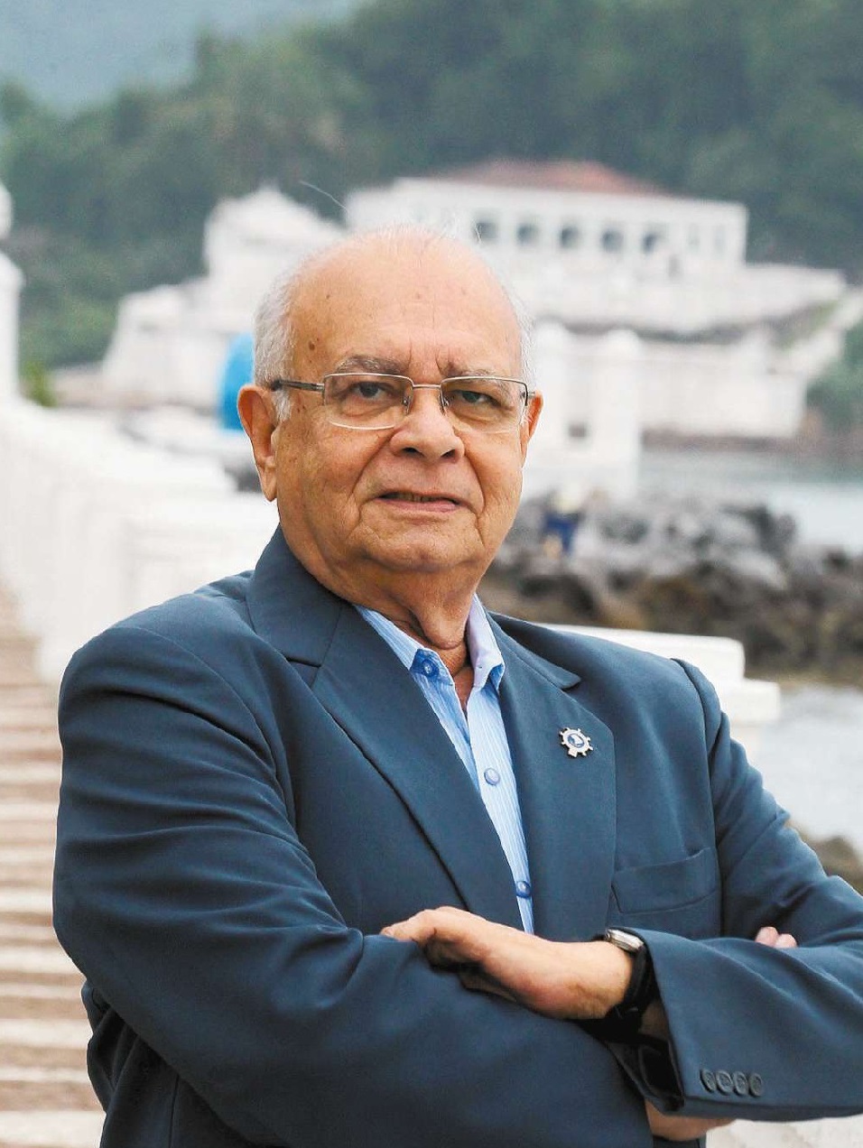 Aos 75 anos, Laire Giraud guarda memórias do Porto de Santos