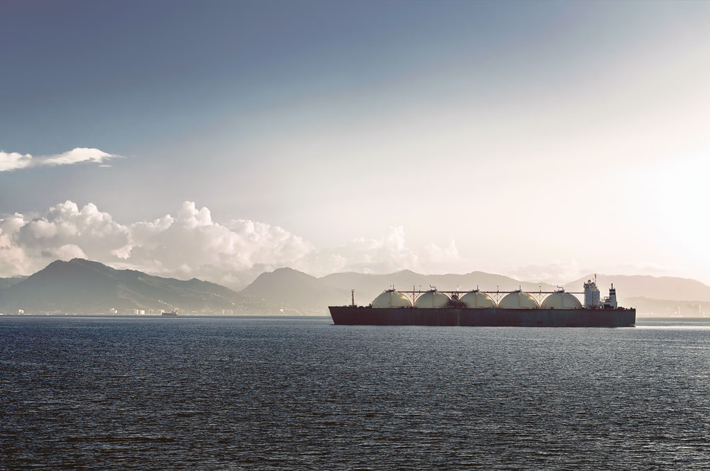 Construtores navais coreanos querem romper a recessão com navios de GLP e GNL