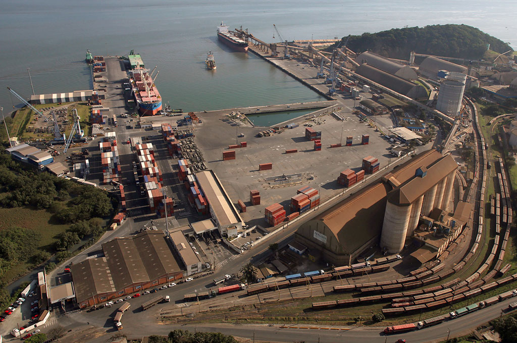 SCPar faz consulta pública sobre terminal graneleiro de São Francisco do Sul