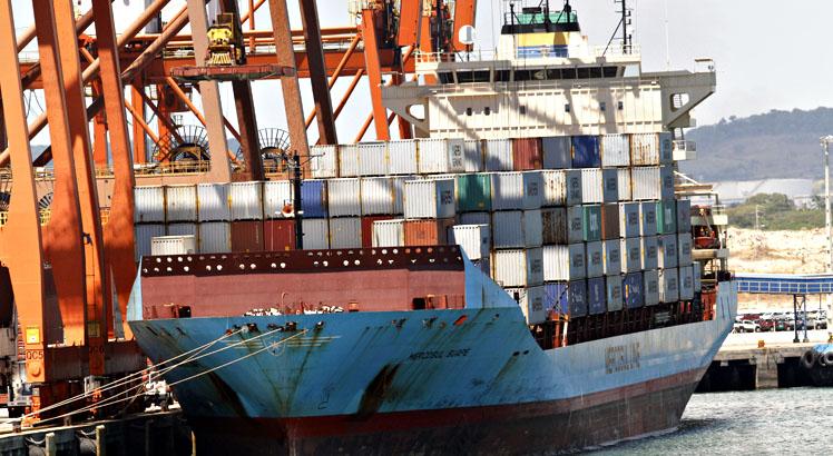 Suape diz que não tem previsão de chegada de navio chinês no porto