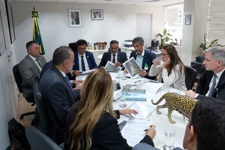 Governo Federal recebe propostas das aéreas para reduzir preço de passagens