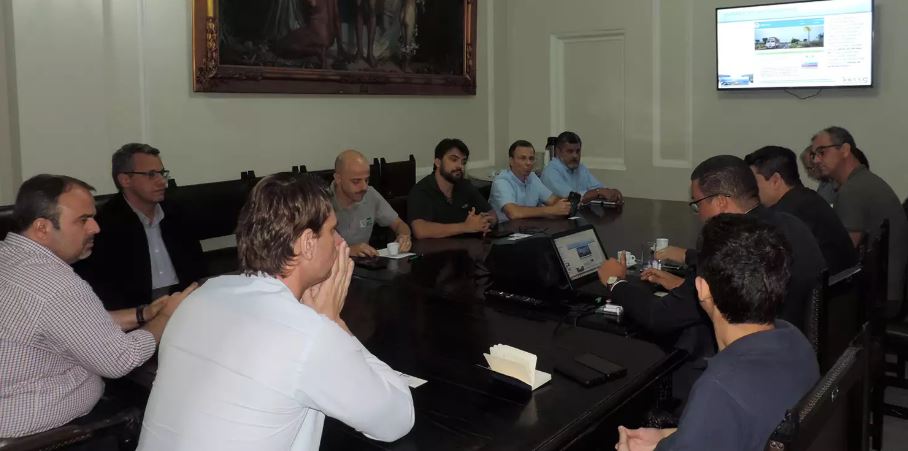 Projeto de lacre eletrônico é apresentado a exportadores de café