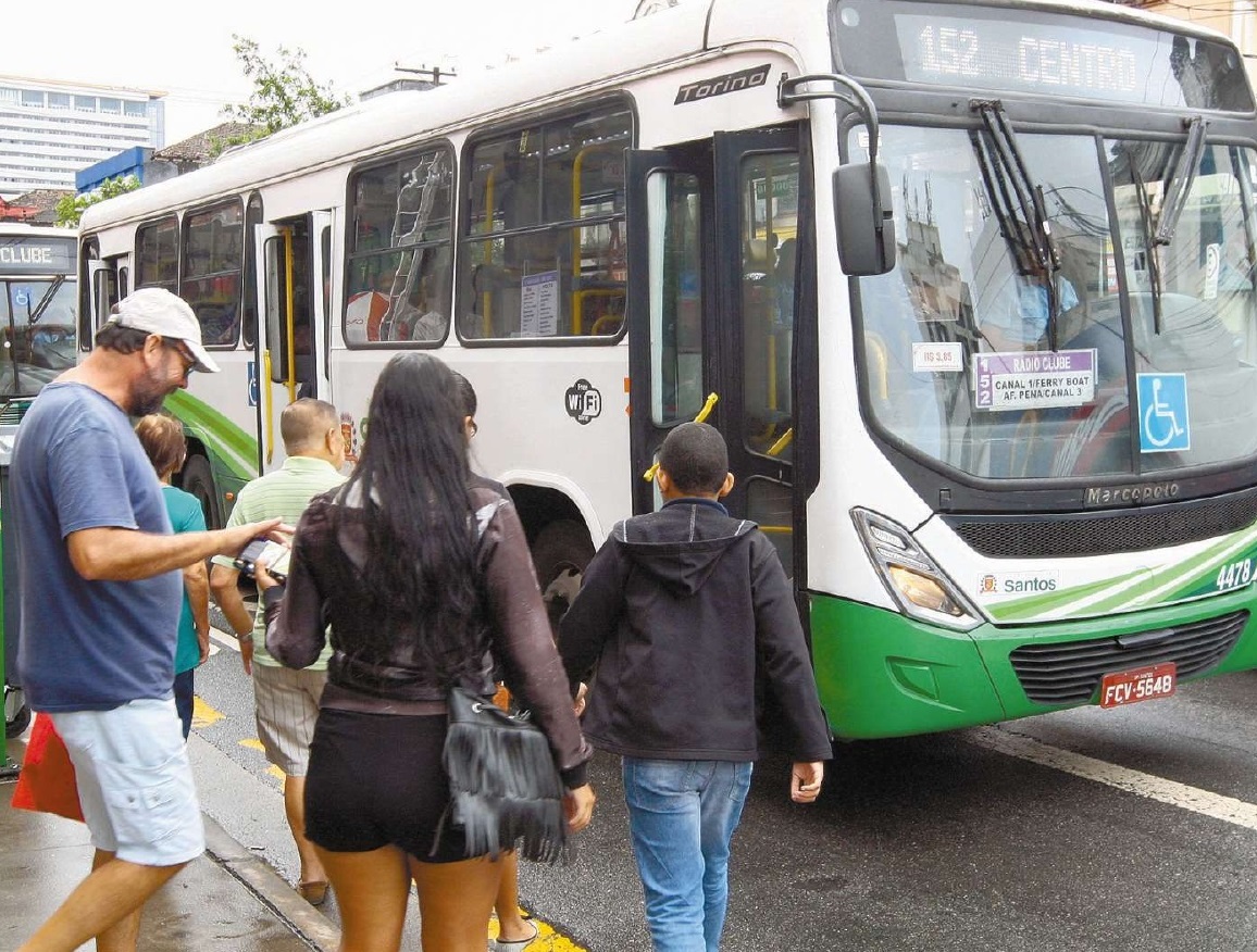 Ônibus em Santos vai a R$ 4,65 na 2ª