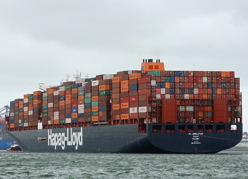 Hapag-Lloyd assina contrato de fretamento espacial com Maersk e MSC