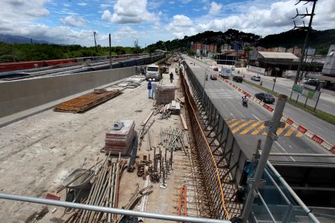 Obras da nova entrada avançam em Santos