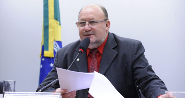 Projeto acaba com Lei Kandir para exportação de alimentos sem estoques internos