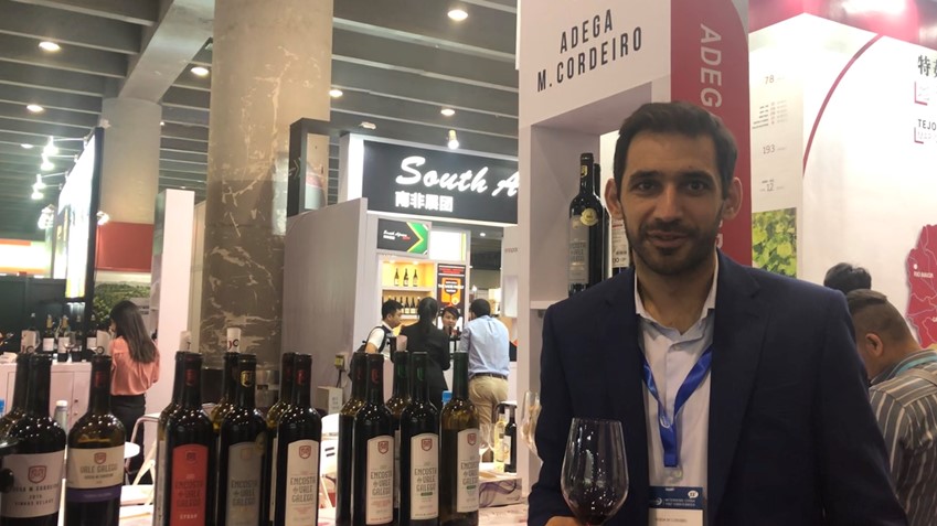 Cofco – Vida no Porto: mistura de praias, vinho e trabalho